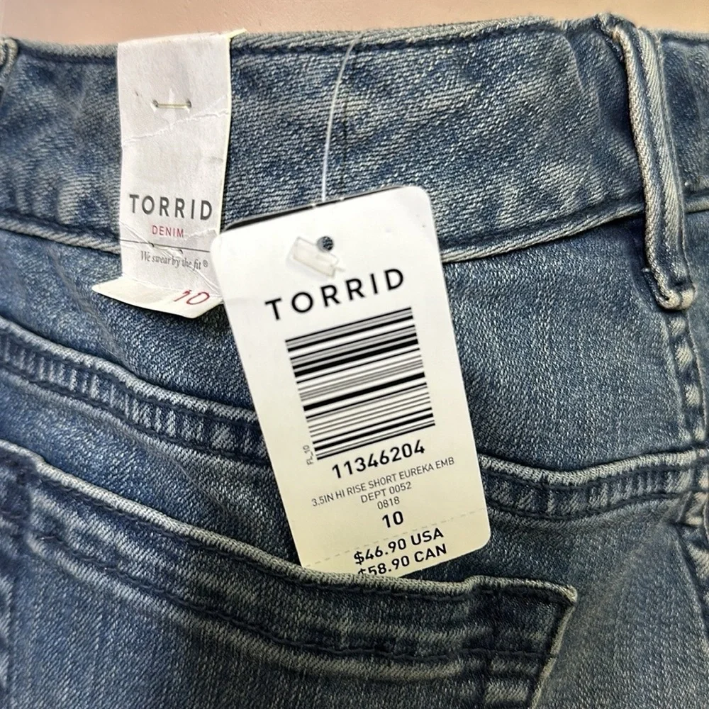 torrid Dark Wash Denim Shorts with White Floral Embroidery